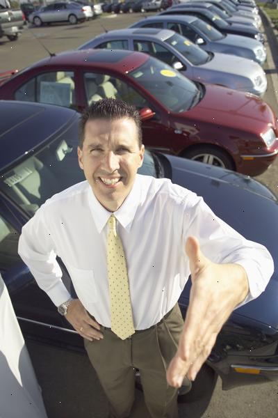 Hoe een groothandel auto dealer in Californië geworden. Meld je aan voor de 6 uur autohandelaar pre-licentie klasse.